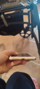 iPhone 8 Plus 64 GB Oro