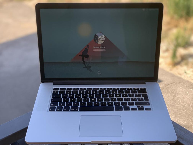 MacBook Pro 15" 512 GB Argento