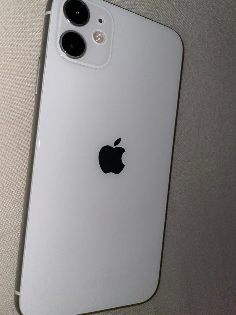 iPhone 11 128 GB Bianco