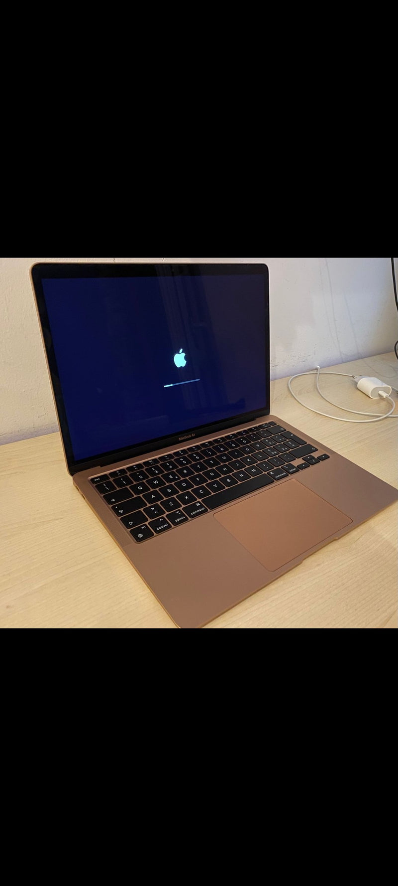 MacBook Air 256 GB Oro