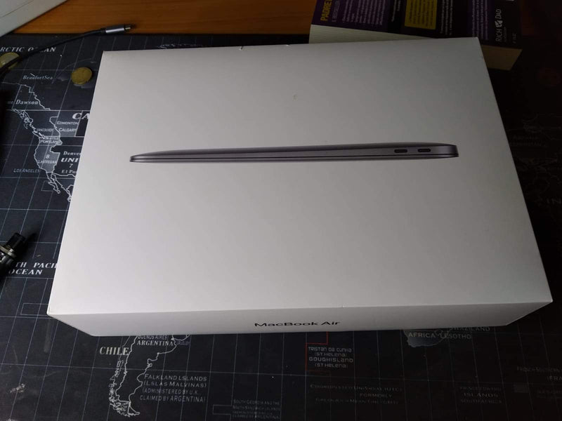 MacBook Air 13" Retina 256 GB Argento