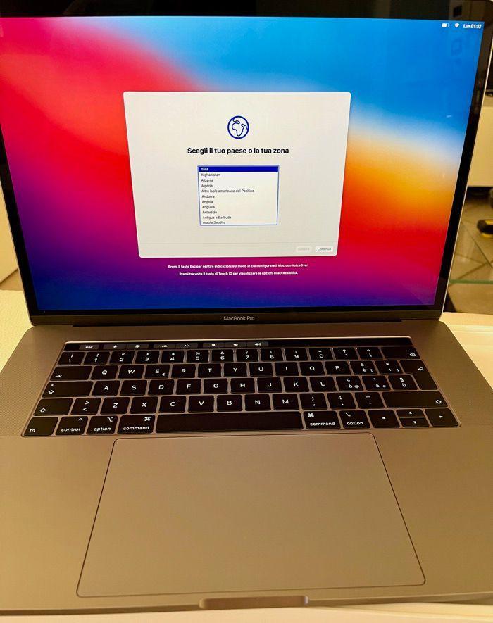 MacBook Pro 15" 1 TB Grigio Siderale