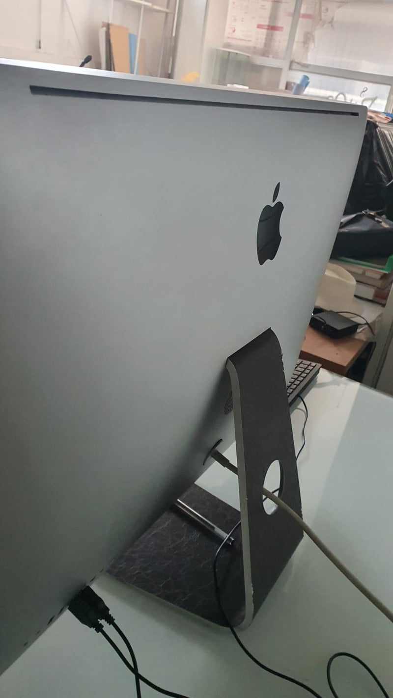 iMac 27" 1 TB Molti graffi